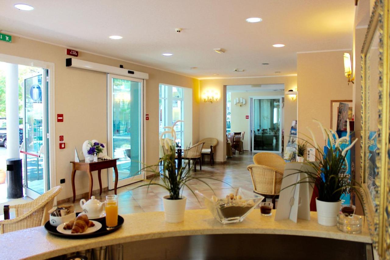 Depandance Hotel Jole チェゼナーティコ エクステリア 写真