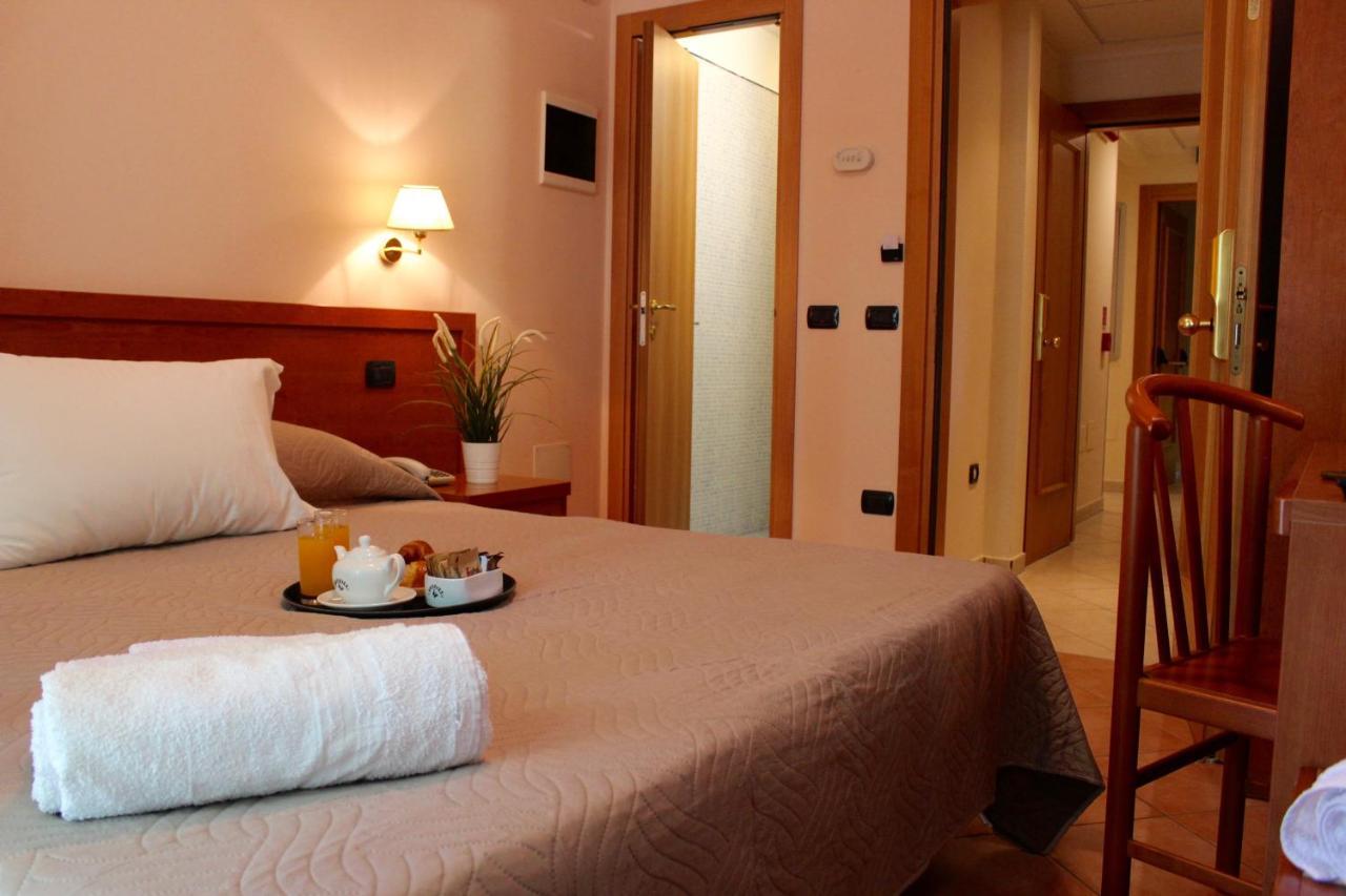 Depandance Hotel Jole チェゼナーティコ エクステリア 写真
